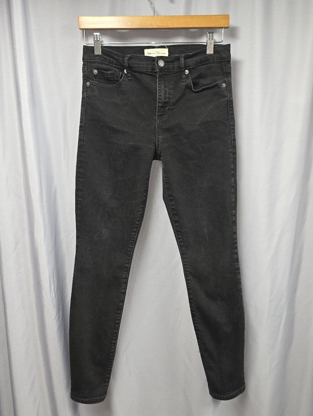 Gap Black High-Rise True Skinny Jeans